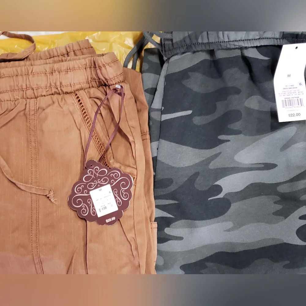 2 Pair Size M Joggers (1 Wild Fable Camo, 1 Knox Rose in Brown) - Picture 1 of 6